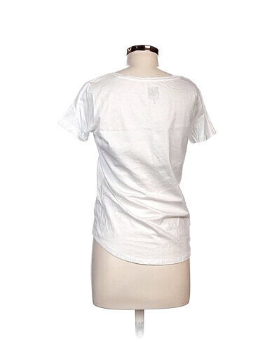 m Beden Mudo T-shirt %70 İndirimli.