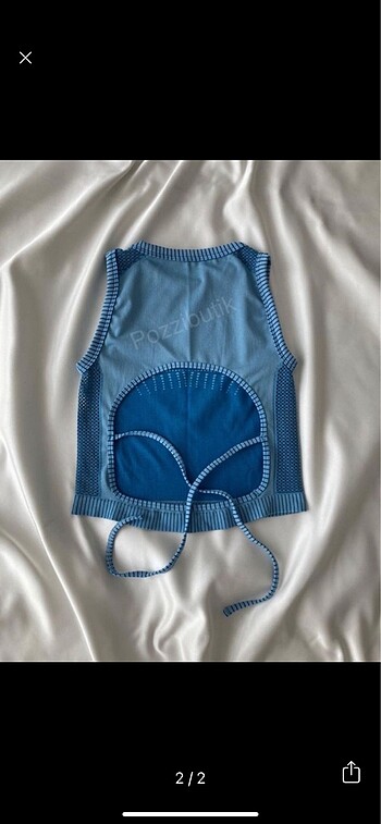 Urban Outfitters sirti acik bluz