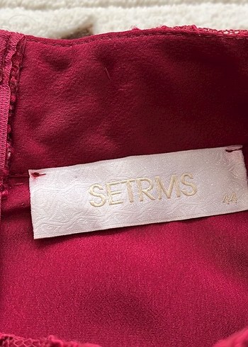 Setrms Bordo Zincir Detaylı Yüksek Yakalı Kadın Bluz - Görsel 4