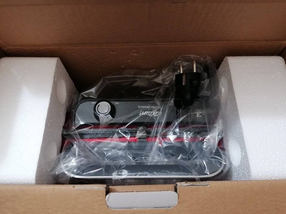 Arzum Kırmızı Tost Makinesi - Görsel 2