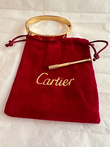  Beden altın Renk Cartier love bileklik