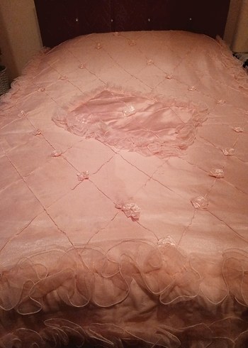Nakışlı Pembe Yatak Örtüsü - Görsel 2