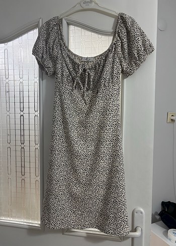 Mini Bağcıklı Sokak Elbisesi