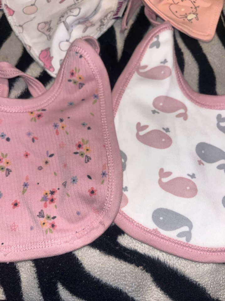 Bebek için desenli pembe önlük seti - Görsel 2