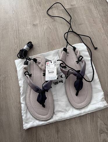 Zara Zara sandalet