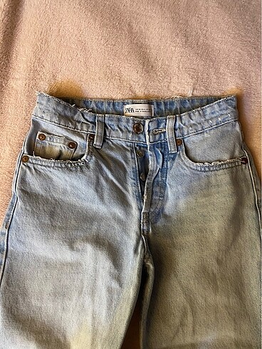 Zara trf jean