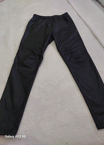 Kız çocuk deri pantalon