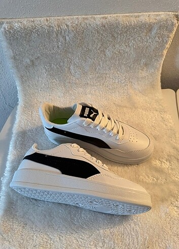 36 Beden beyaz Renk Puma Bayan Spor Ayakkabı 36/39/40