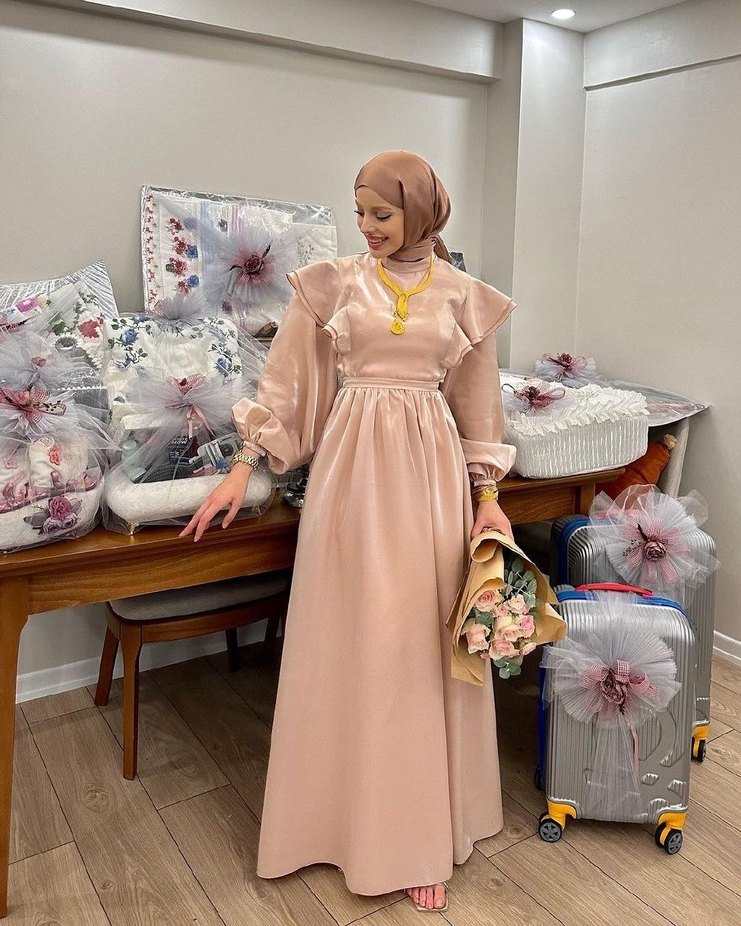 Pembe Saten Uzun tesettür Elbise Abiye - Görsel 2