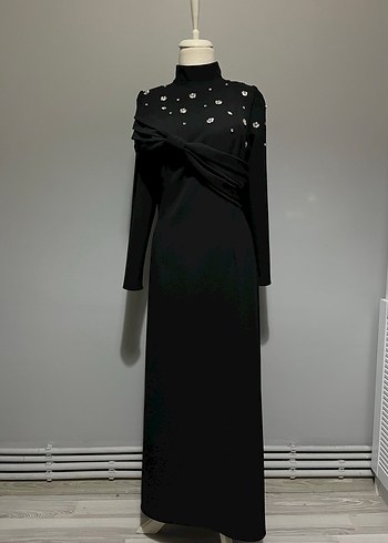 Drapeli Siyah Uzun Kollu Tesettür Abiye Elbise - Görsel 3