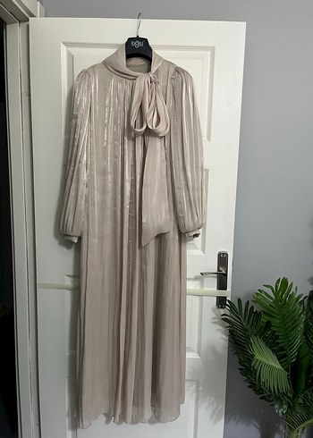 Bej Uzun janjan Elbise, Drapeli, Yüksek Yaka - Görsel 7