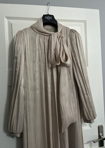 Bej Uzun janjan Elbise, Drapeli, Yüksek Yaka - Görsel 5