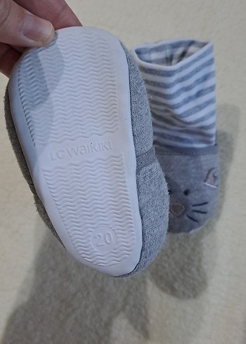 Gri Nakışlı Bebek Patik - Görsel 2