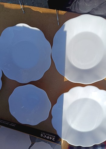 Beyaz Dalgalı Kenarlı Tabak Seti - Görsel 4