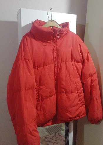 Pull and Bear Kadın Kırmızı Midi Cep Detaylı Mont