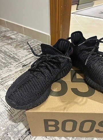 Adidas Yeezy Boost 350 V2 Black Non-Reflective