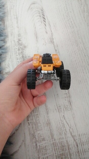  Turuncu ATV