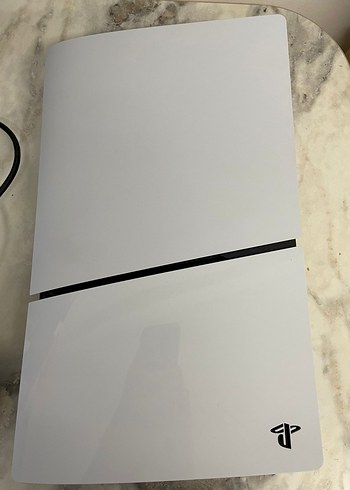 Beyaz PlayStation 5 Oyun Konsolu