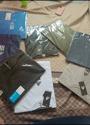 8 ADET XL BEDEN T-SHİRT