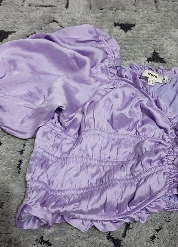Lila crop