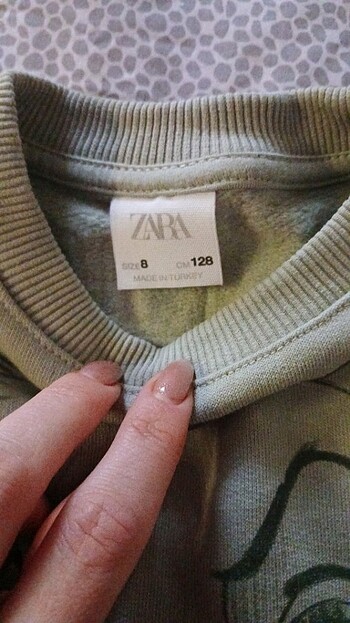 8 Yaş Beden Zara aslan kral disney lisanslı sweatshirt