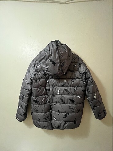 9 Yaş Beden Benetton marka 8-9 yaş mont