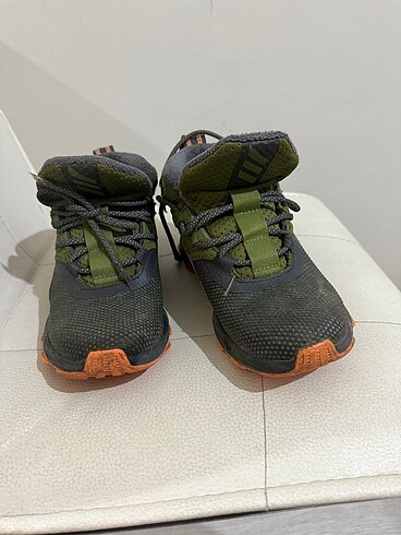 Adidas çocuk spor ayakkabı