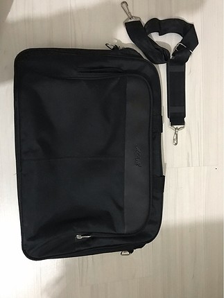 Laptop çantası