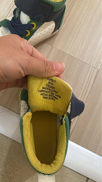 20 Beden çeşitli Renk H&M ayakkabı