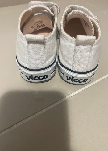 24 Beden beyaz Renk Vicco Çocuk Beyaz Cırt Cırtlı Spor Ayakkabı