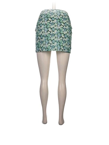 m Beden Pull and Bear Mini Etek %70 İndirimli.