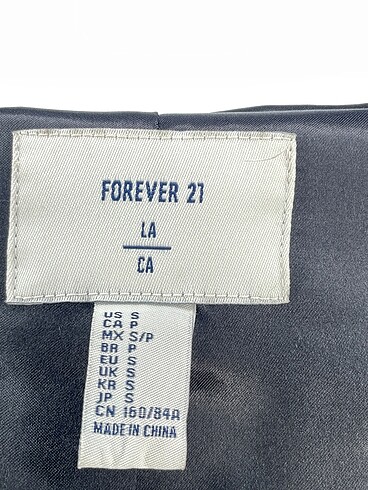 s Beden siyah Renk Forever 21 Sahte Kürk %70 İndirimli.