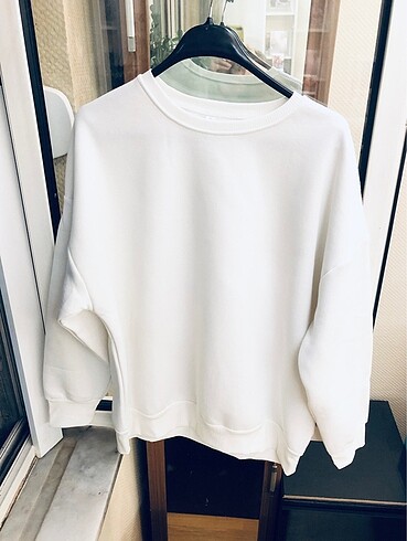diğer Beden BATTAL BOY EKRU RENK SWEATSHIRT