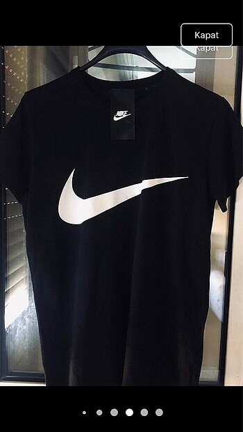 NIKE T-SHIRT
