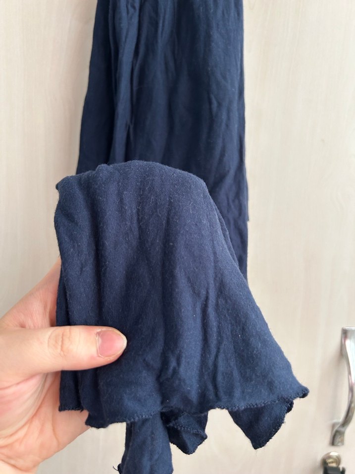 Lacivert penye Kadın Şal - Görsel 2