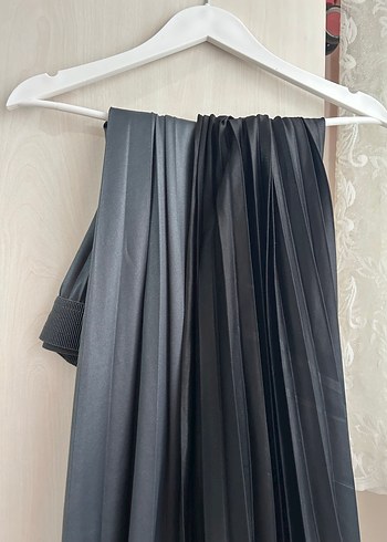 Gri Piliseli Uzun Kadın Etek - Görsel 4