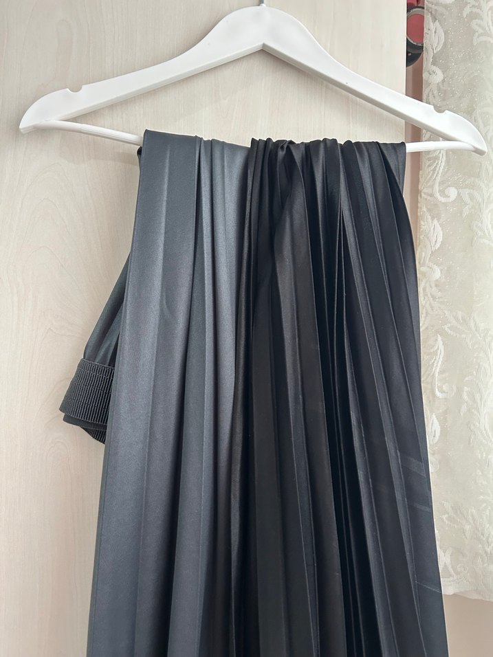 Gri Piliseli Uzun Kadın Etek - Görsel 4