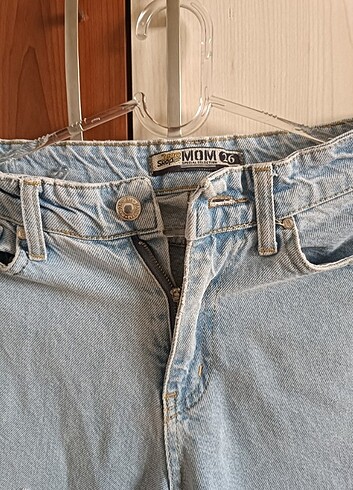 26 Beden mavi Renk Yırtmaçlı pantolon
