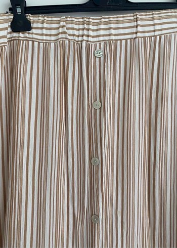 Bej Çizgili Pilili Hamile Etek - Görsel 3