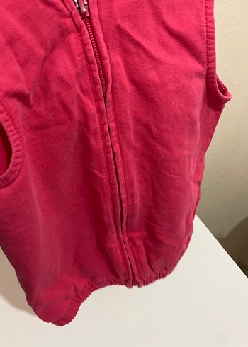 Kız Çocuk Kapüşonlu Kırmızı Fermuarlı Yelek - Görsel 3