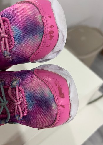 Kız Çocukları için Pembe Batik Desenli Spor Ayakkabı - Görsel 4