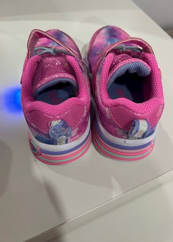 Kız Çocukları için Pembe Batik Desenli Spor Ayakkabı - Görsel 3