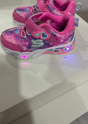 Kız Çocukları için Pembe Batik Desenli Spor Ayakkabı - Görsel 2