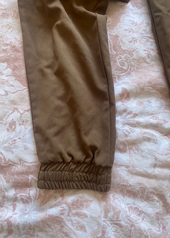 Kahverengi Bol Kesim Midi Kadın Kumaş Pantolon - Görsel 4