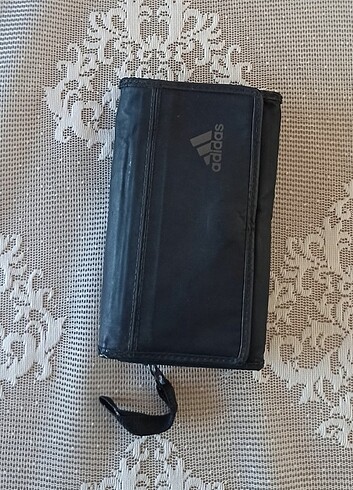 Adidas siyah cüzdan
