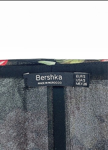 m Beden çeşitli Renk Bershka elbise