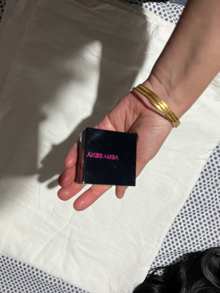 Siyah Very Sexy Pudra - Görsel 2