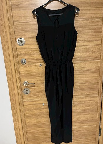 Siyah Yüksek Yakalı Kolsuz Tulum - Görsel 7