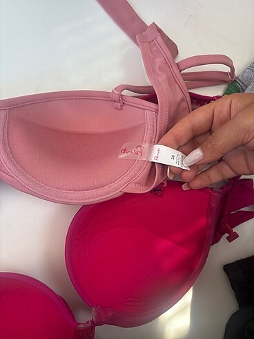 m Beden pembe Renk İki adet bikini üstü