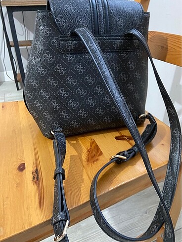 Beden Guess sırt çantası
